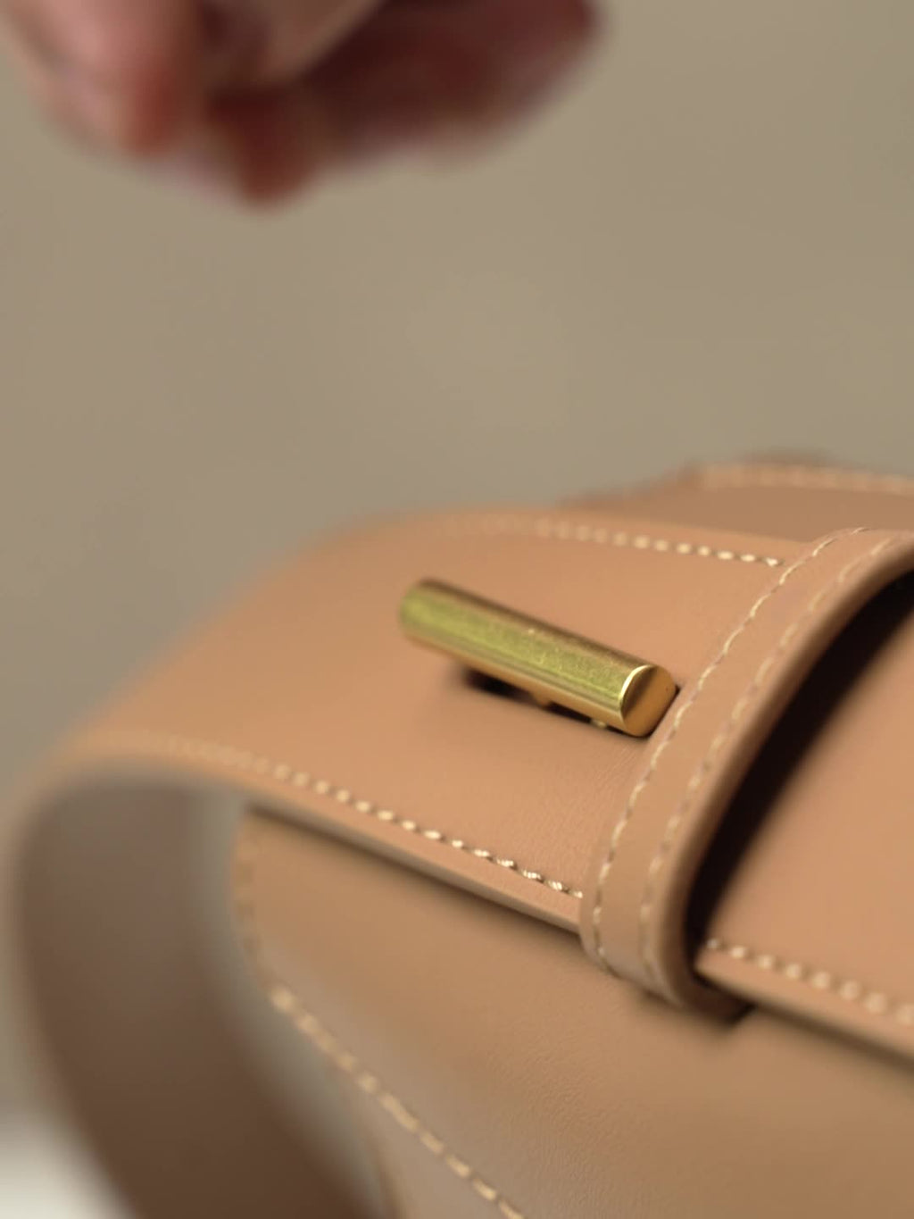 Lyra - Genuine Leather Bucket Bag