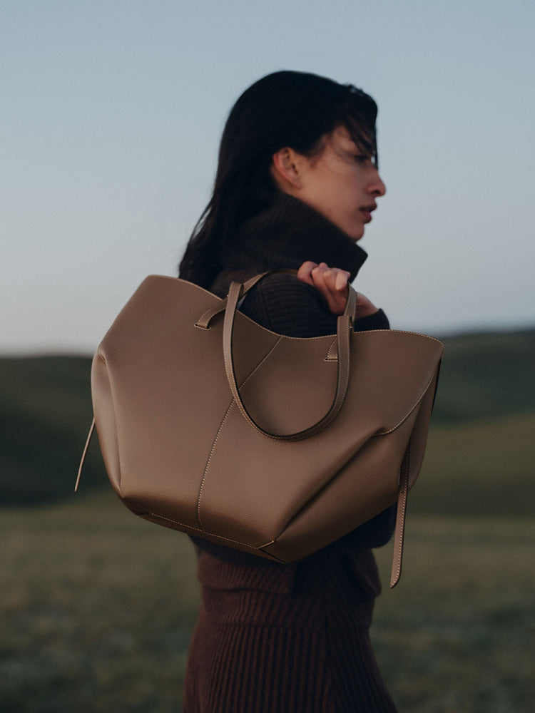 The Lucine - Luxurios Bag